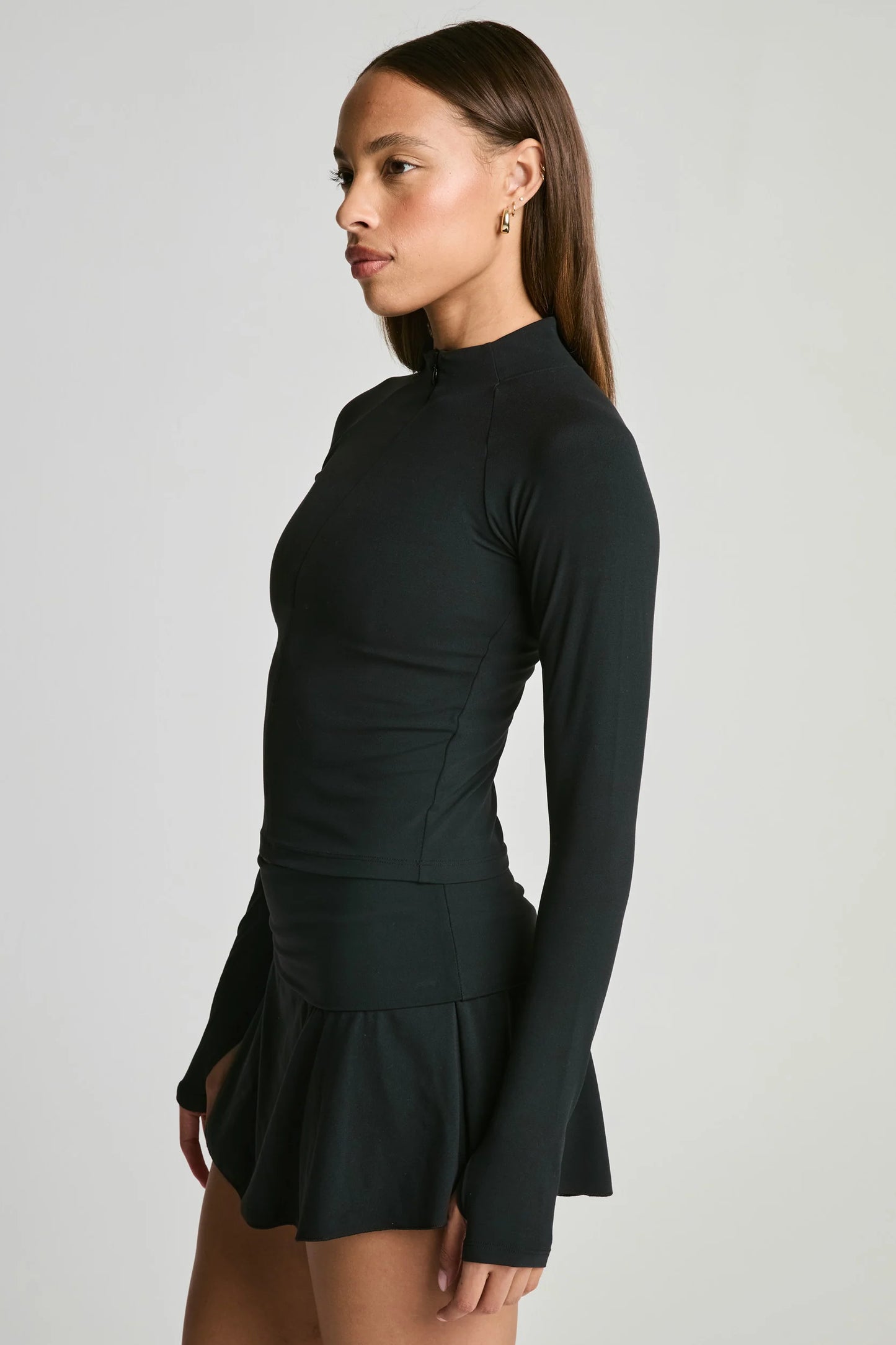 Studio Pull Over
