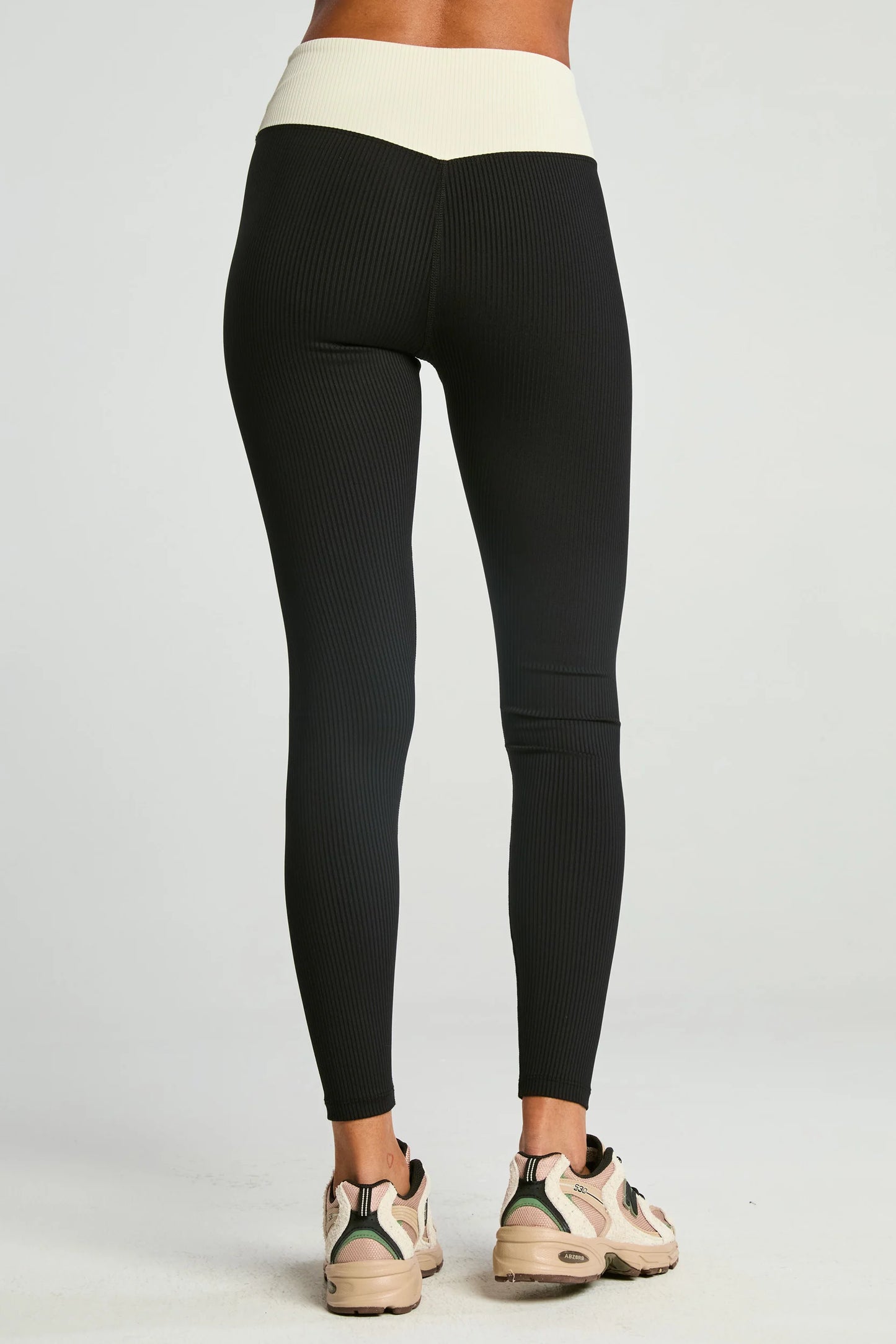 Ribbed Two Tone Dip Legging