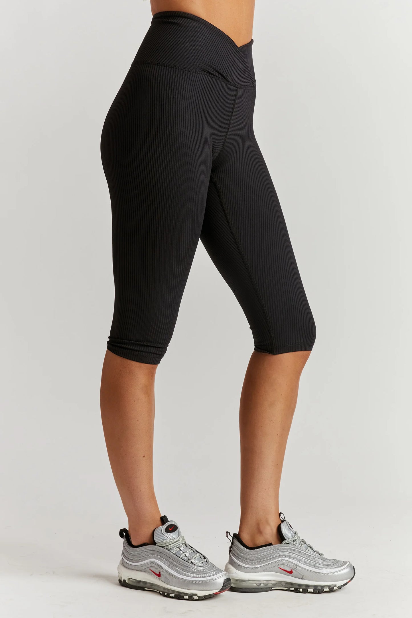 Ribbed Veronica Capri
