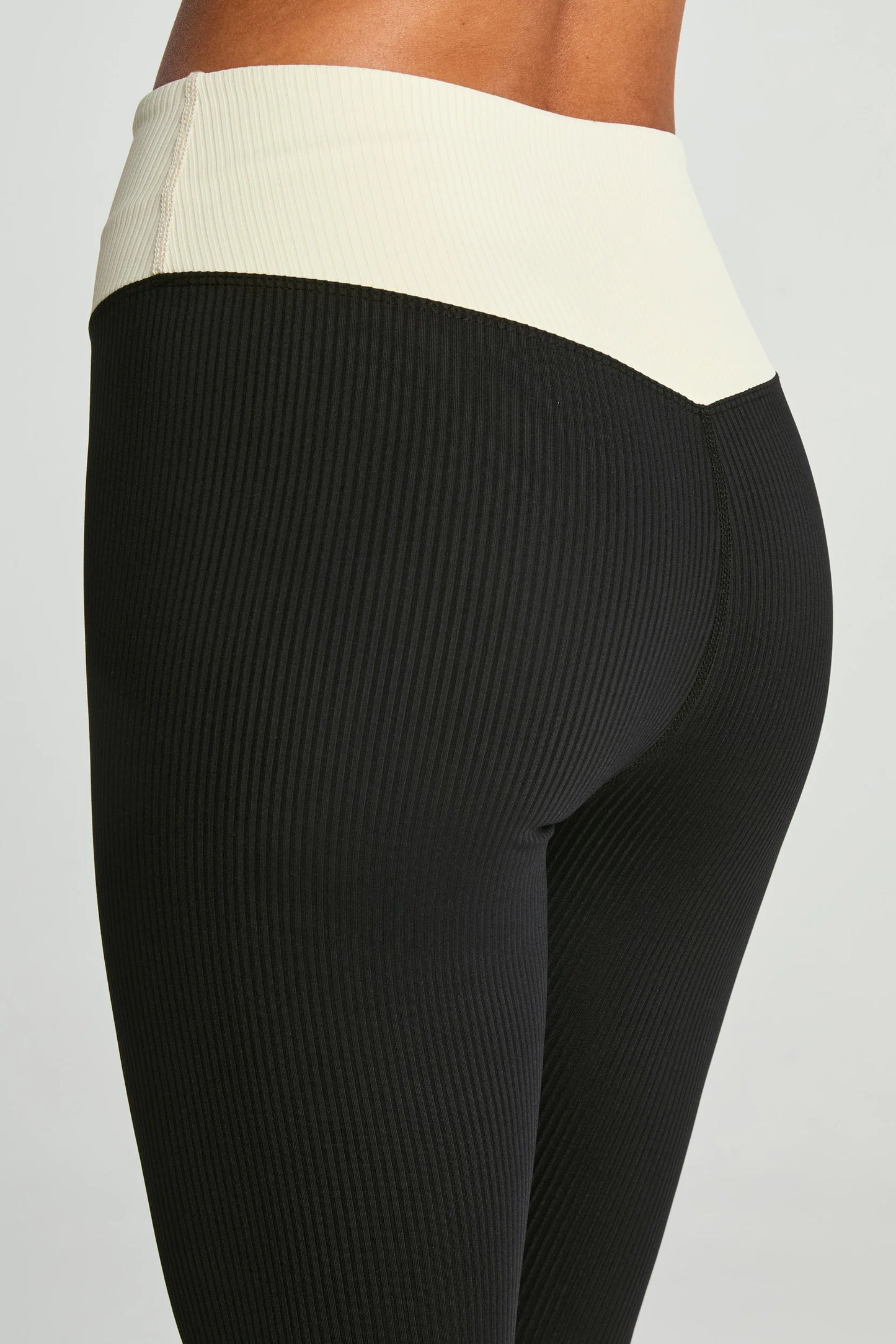 Ribbed Two Tone Dip Legging