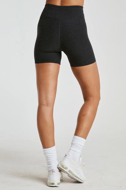 Stretch Sculpt Short